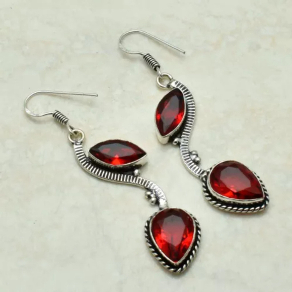Unbranded Jewelry - Garnet Handmade Drop Earrings - 925 Silver Plated - Women's - New